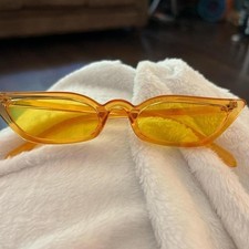 Retro Y2K Vibe Yellow Cat Eye Sunglasses. Excellent Condition