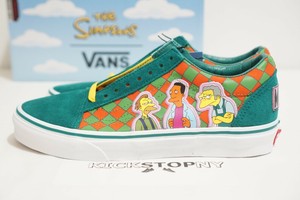 moe's tavern vans