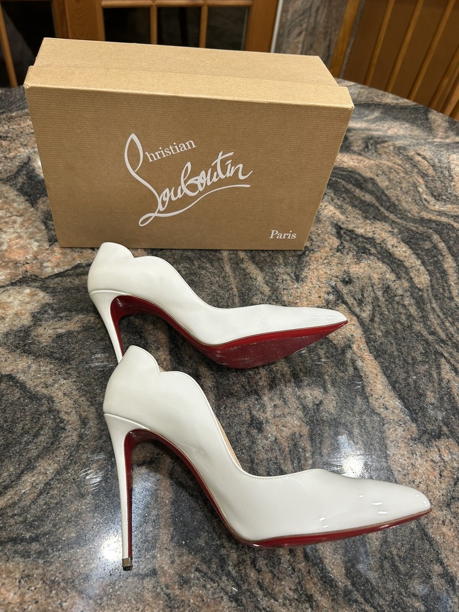 Christian Louboutin Hot Chick 100 Patent Leather Pointed toe Pumps