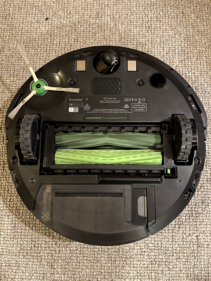 iRobot Roomba i7+ Robotic Vacuum Cleaner eBay