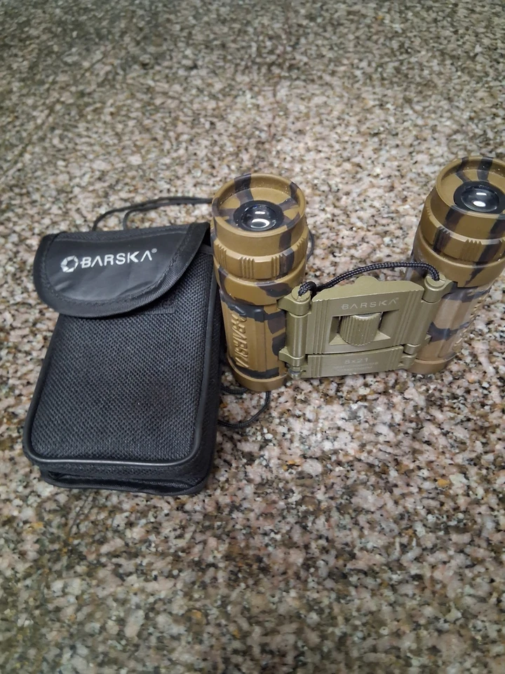 Barska Compact Binoculars  8x21 With Carry Case ( free shipping ) - Image 3 of 3