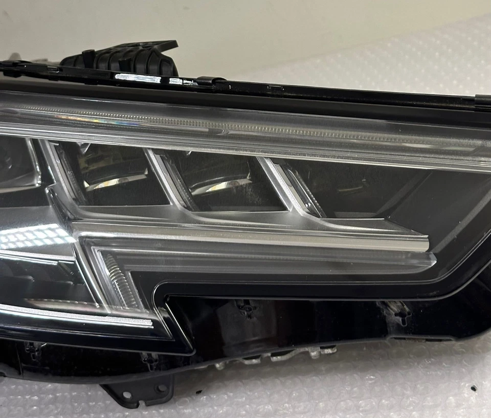 FARO LED MATRIZ LADO CONDUCTOR DERECHO AUDI RS4 A4 S4 B9 O/S 8W0941036A COMPLETO Foto 3 de 4