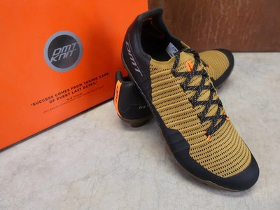 DMT GK1 GRAVEL MOUNTAINBIKESCHUH / SCHWARZ / ORCA / UNISEX