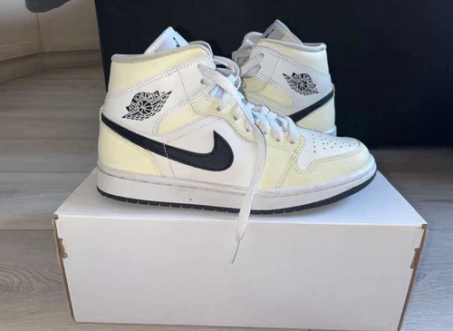 JORDAN nike air jordon 1 mid