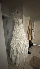 Davids Bridal WG3397 NEW Soft White Size 4 Wedding Dress