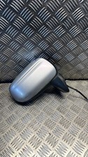 Retroviseur droit (ou coque) Nissan TINO