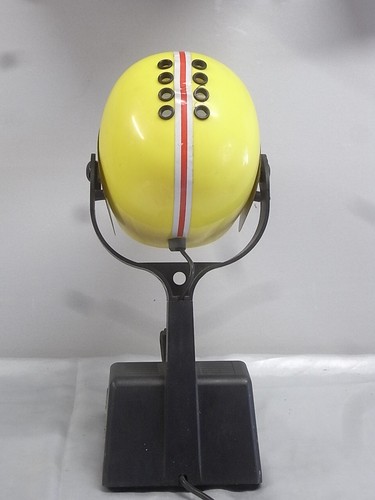 🇫🇷 ANCIENNE LAMPE PORCHE MARQUE FASE CASQUE DESIGN 60 / 70 VINTAGE - Picture 2 of 11