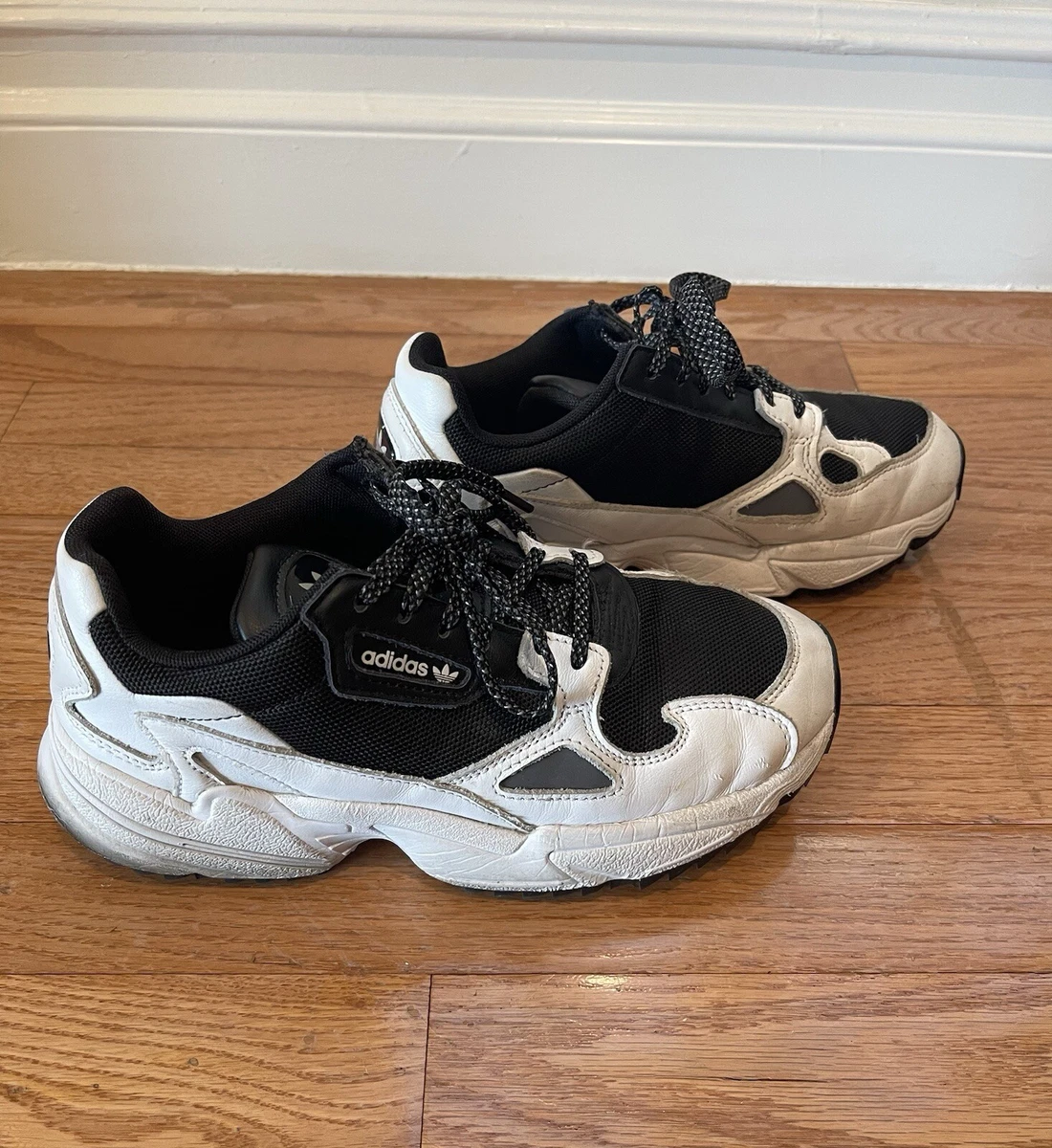 adidas falcon trial w size 6 women oreo black/white sneaker