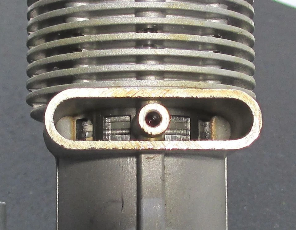 O.S. MAX-H80R/C 13.23cc R/C Vintage 2 cycle glow engine for airplane, new f/s - Image 3 of 4