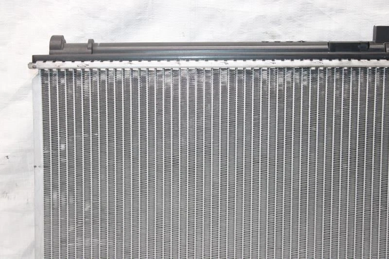 Lexus SC430 Z40 2004 convertible #302 radiador mercado de accesorios Foto 4 de 4