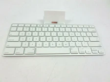 Apple A1359 Wired Keyboard iPad Docking Station