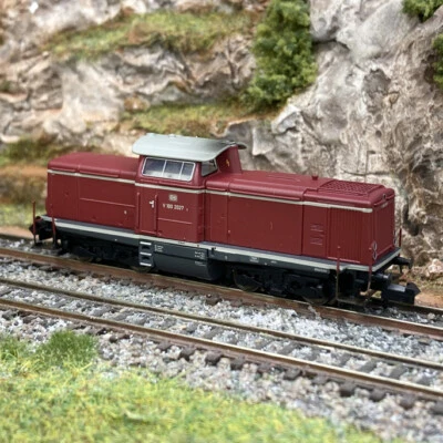 Locomotive diesel V 100 2027, DB, Ep III, Digital son - MINITRIX 16124 - N 1/160 - Photo 1/4