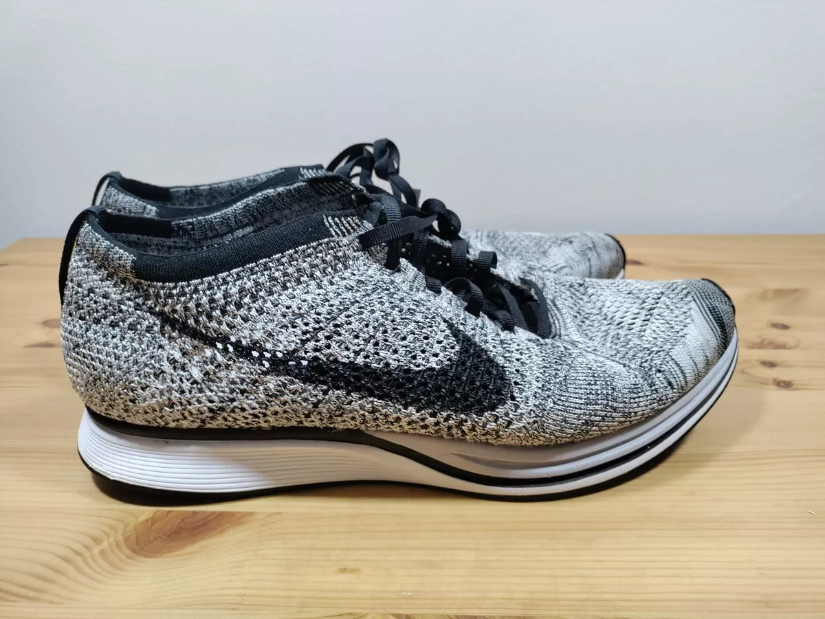 Size 11.5 - Nike Flyknit Racer OREO Black White Gray 526628-101 Men&#039;s eBay