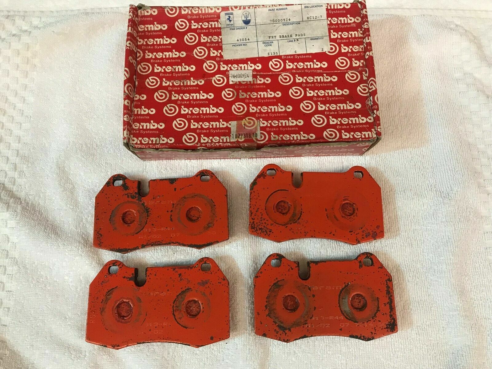 FERRARI 456 M 512 550 FRONT BRAKE PAD SET BRAKE PADS CALIPER BREMBO OEM 70000924