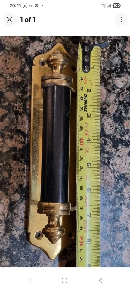 Elevador de tirador de ventana de marco de latón antiguo tirador de manija de maletero antiguo Foto 3 de 4