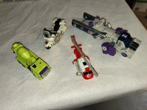 Transformers G1 Lot 1986 Octane Plane 1984 Mixmaster Truck 1986 Groove Blades