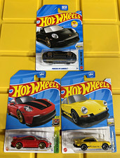     Hot Wheels Porsche Lot of 3 1:64 Diecast 911 Carrera T GT3 Carrera RS 2.7