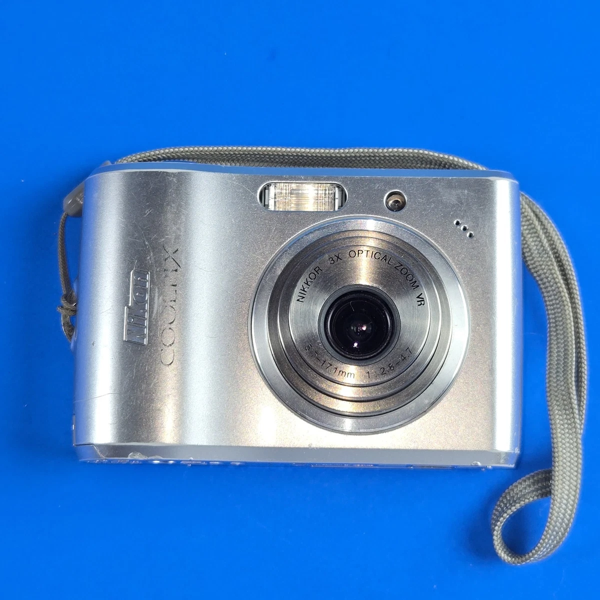 Preços baixos em Câmeras digitais Nikon Coolpix L15 | eBay