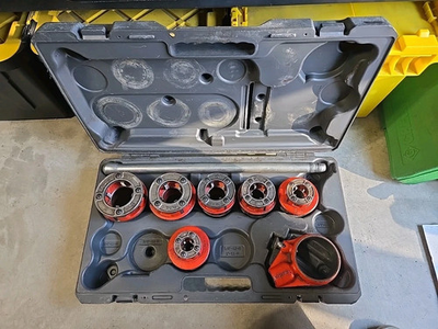 #ad RIDGID 36475 Exposed Ratchet Threader Sets $400.00