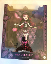 Mattel Monster High Skullector Draculaura Halloween Collector Edition 11in Doll