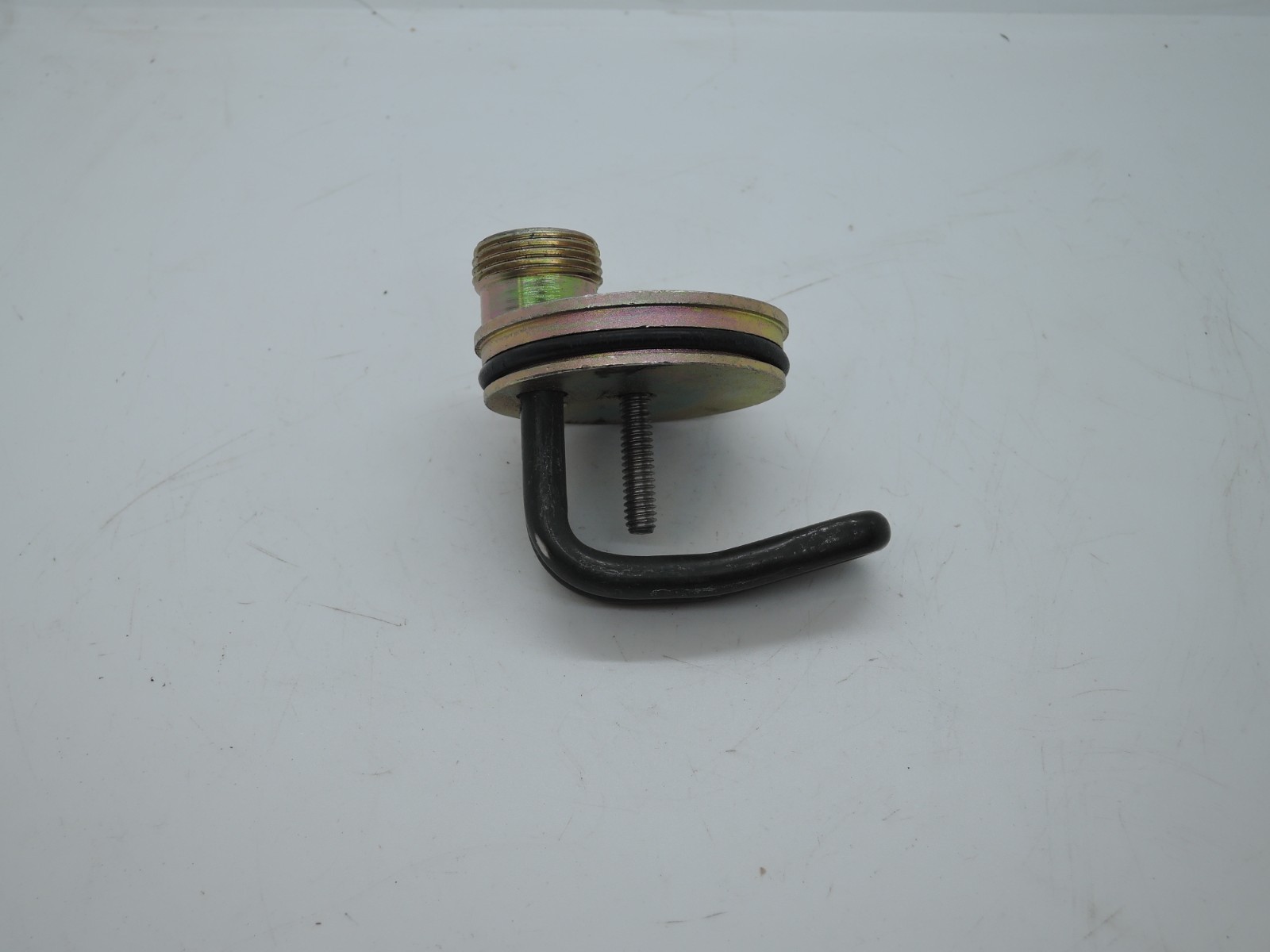 3825411 Fleetguard Engine Heater 1000W/120V For Cummins thumbnail 2