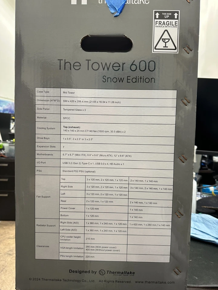 Thermaltake CA-1Z1-00M6WN-00 The Tower 600 Snow Mid Tower Chassis - Image 4 of 4