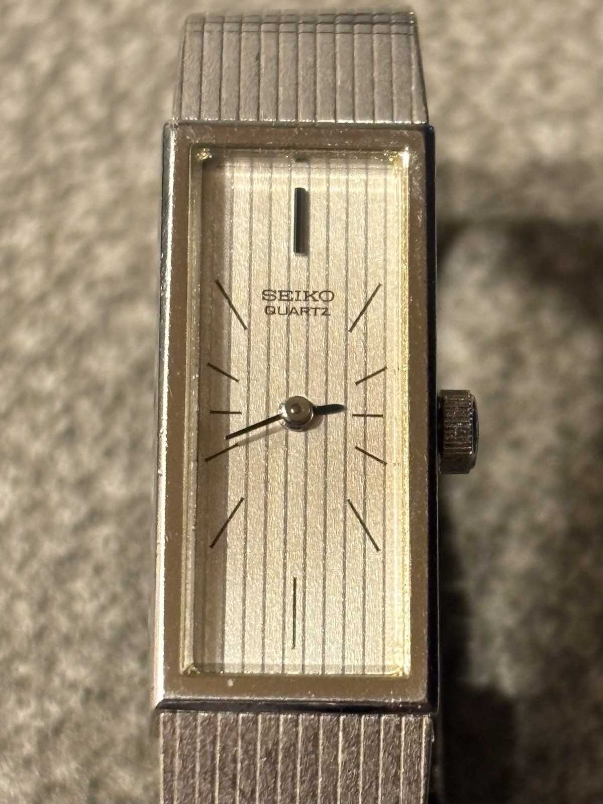 Seiko Quartz Women's Rectangular Silver Analog Wr… - image 1