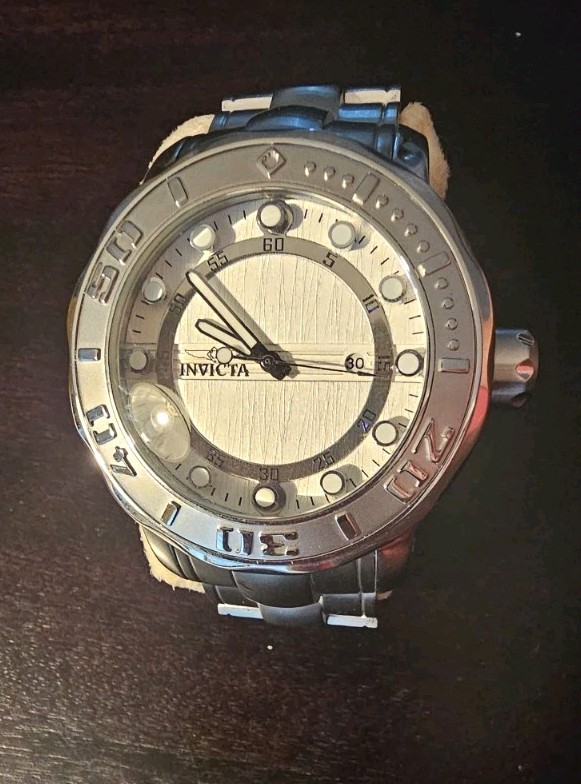 Invicta Pro Diver Ghost Model 0886 - image 6