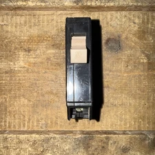 20Amp Cutler-hammer Type CH  1 Pole 120V full size  