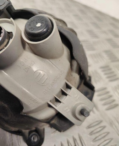 Chevrolet Captiva Nebelscheinwerfer vorne 00015691 - Picture 3 of 7