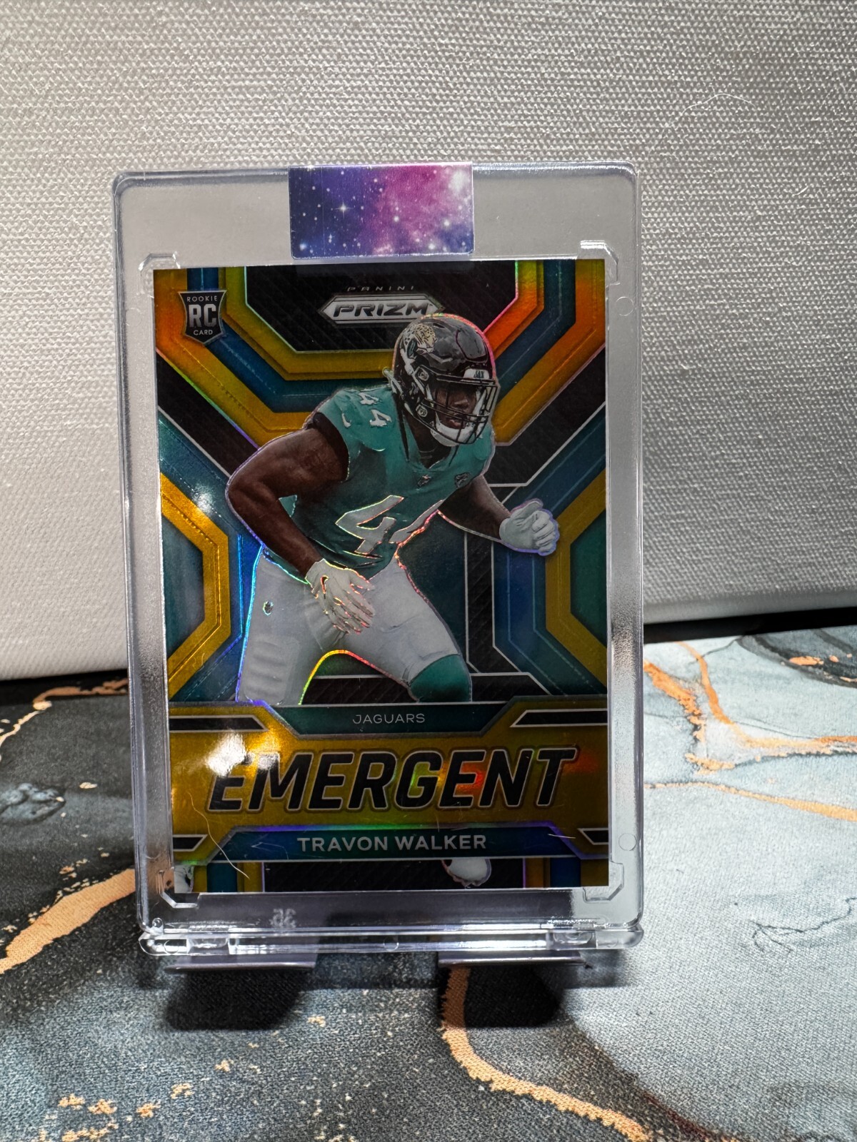 2022 Panini Prizm - Emergent Travon Walker #E-19 Gold Prizm /10 (RC)