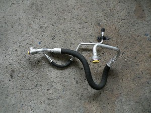 BMW 1er E81 E87 LCI N47 Klimaleitung Druckleitung Kompressor 6989309