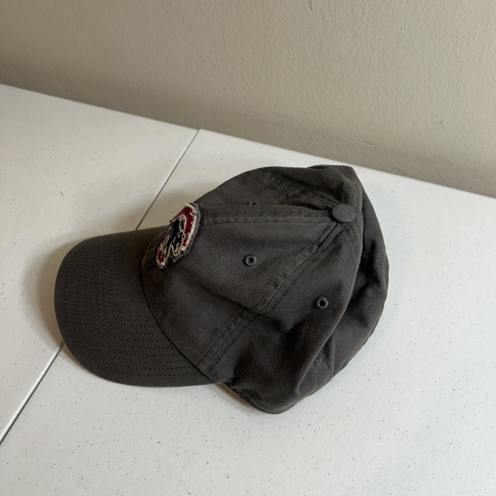 Twins Enterprise Chicago Cubs MLB Gray Hat Size L