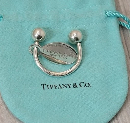 TIFFANY & CO. Portachiavi Tiffany & Co argento sterling Return to Tiffany etichetta ovale sfera a vite