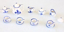VINTAGE MINIATURE TEAPOT TEACUP  SAUCER Blue White Holland Windmill SCENE XP
