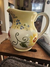 FTD Floral Design Pitcher/Vase, Made in China