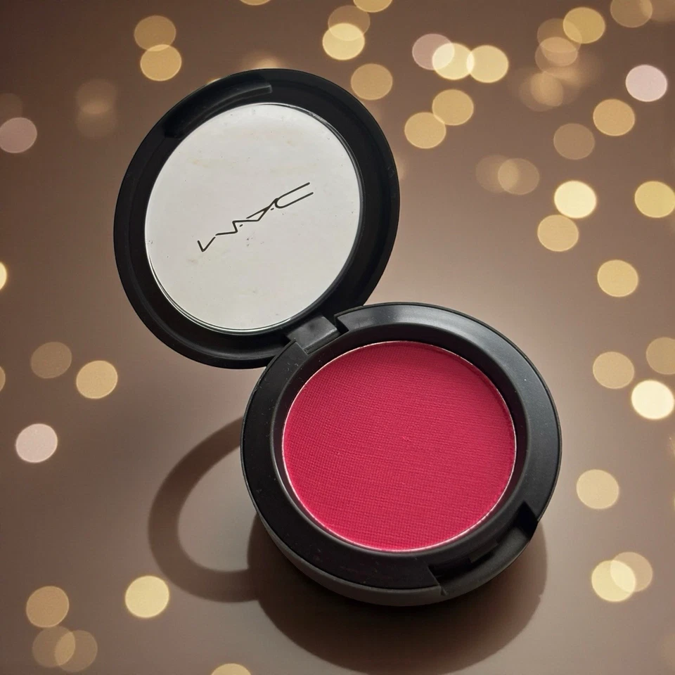 M·A·C Powder Blush Fard à Joues, shade: BRIGHT CORAL .21oz original TALC formula - Image 3 of 4