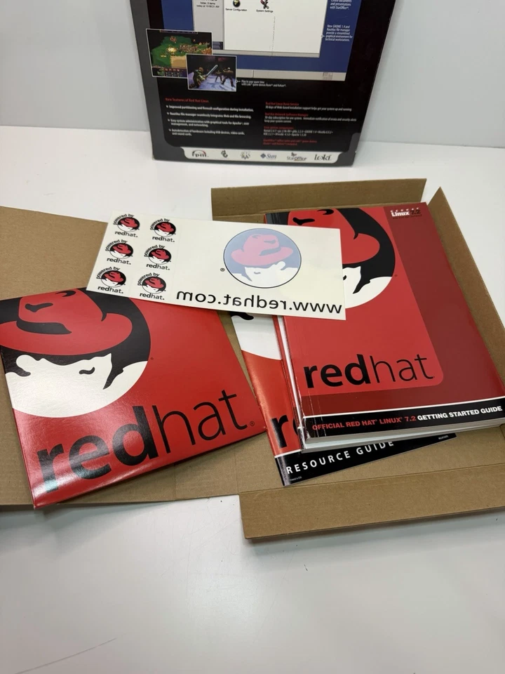 Red Hat Linux 7.2 Retail Box Set • Manuals + CDs • Complete Kit • Vintage Linux - Image 3 of 4