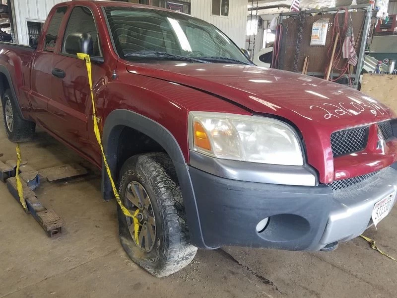 Speedometer Cluster MPH From 8/05 Fits 06 MITSUBISHI RAIDER 1568620 - Image 3 of 4