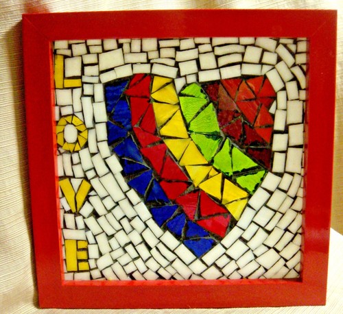 Handcrafted RAINBOW HEART & LOVE STAINED GLASS MOSAIC - 11.5 x 11.5 Framed - Bild 10 von 12