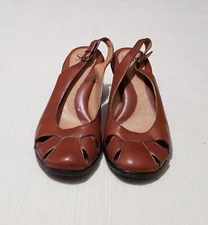 Sofft Ladies Closed Toes Sandals Brown Sz 9.5M