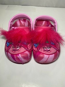 trolls crocs