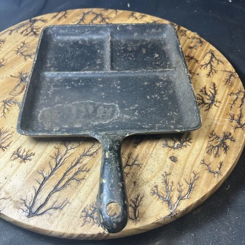 RARE!! Wagner 1101 Made In USA Square Cast Iron Breakfast Skillet