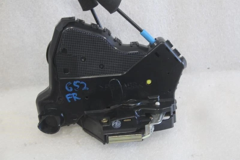 2003 2004 2005 2006 2007 2008 2009 LEXUS GX470 RIGHT FRONT DOOR LOCK ACTUATOR - Image 2 of 4