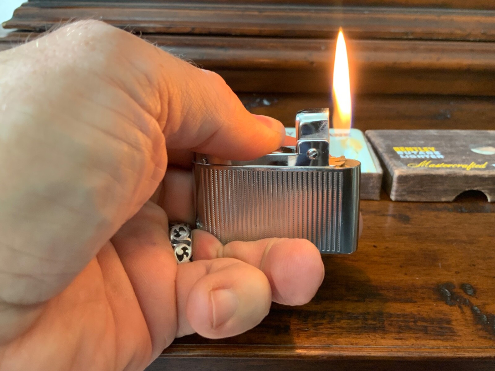 Vintage BENTLEY Butane Lighter WOODSTONE &nbsp;w/ BOX Made in Austria MINT&nbsp;