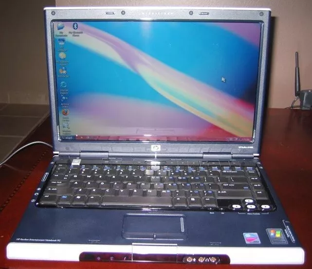 **NICE** Vintage Mint Condition HP Pavilion DV1000 Laptop. Intel Centrino 1.86GH - Image 3 of 3
