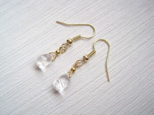 CLEAR GLASS WATER DROP Gold Plated Teardrop Earrings VINTAGE STYLE Czech Bead - Zdjęcie 1 z 1