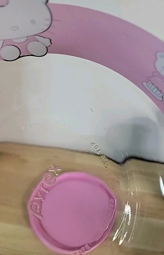 Pyrex Hello Kitty 4-Cup Round Glass Storage Container Pink Ribbon Dots Lid - Picture 16 of 19