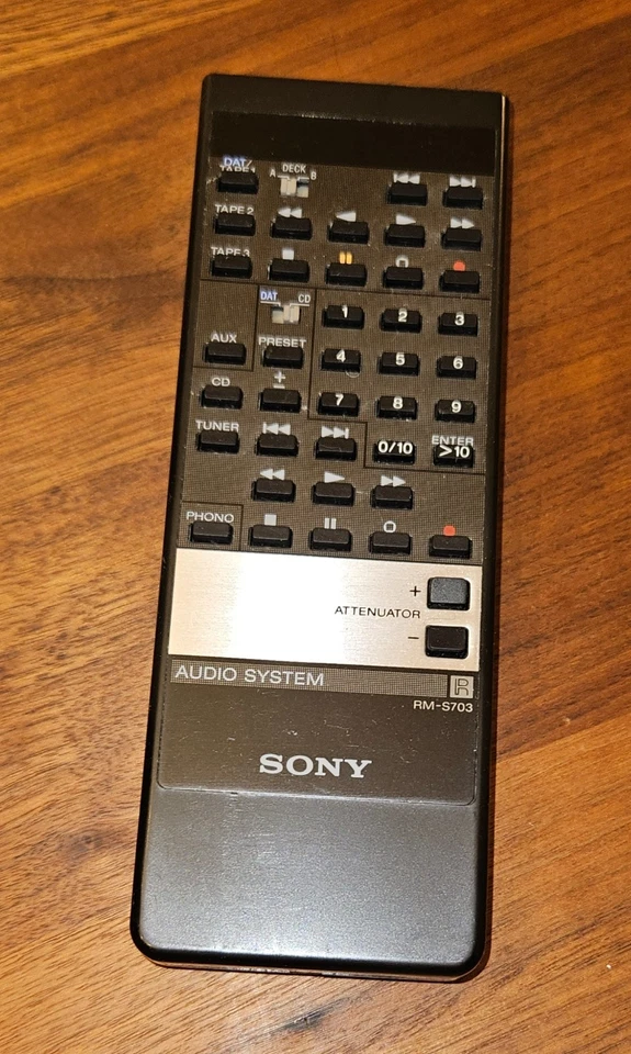 Sony TA-F770ES. Hochwertiger Vollverstärker. FB. Optisch top, technisch defekt. - Bild 2 von 4