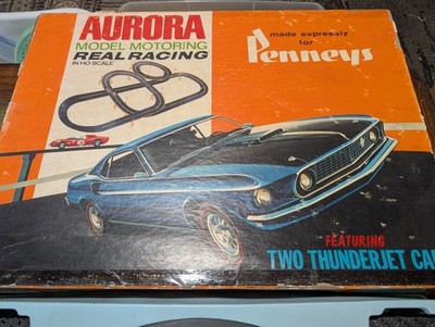 Aurora Penneys Thunderjet  HO Slot Car Set w/ Green Mustang 2+2